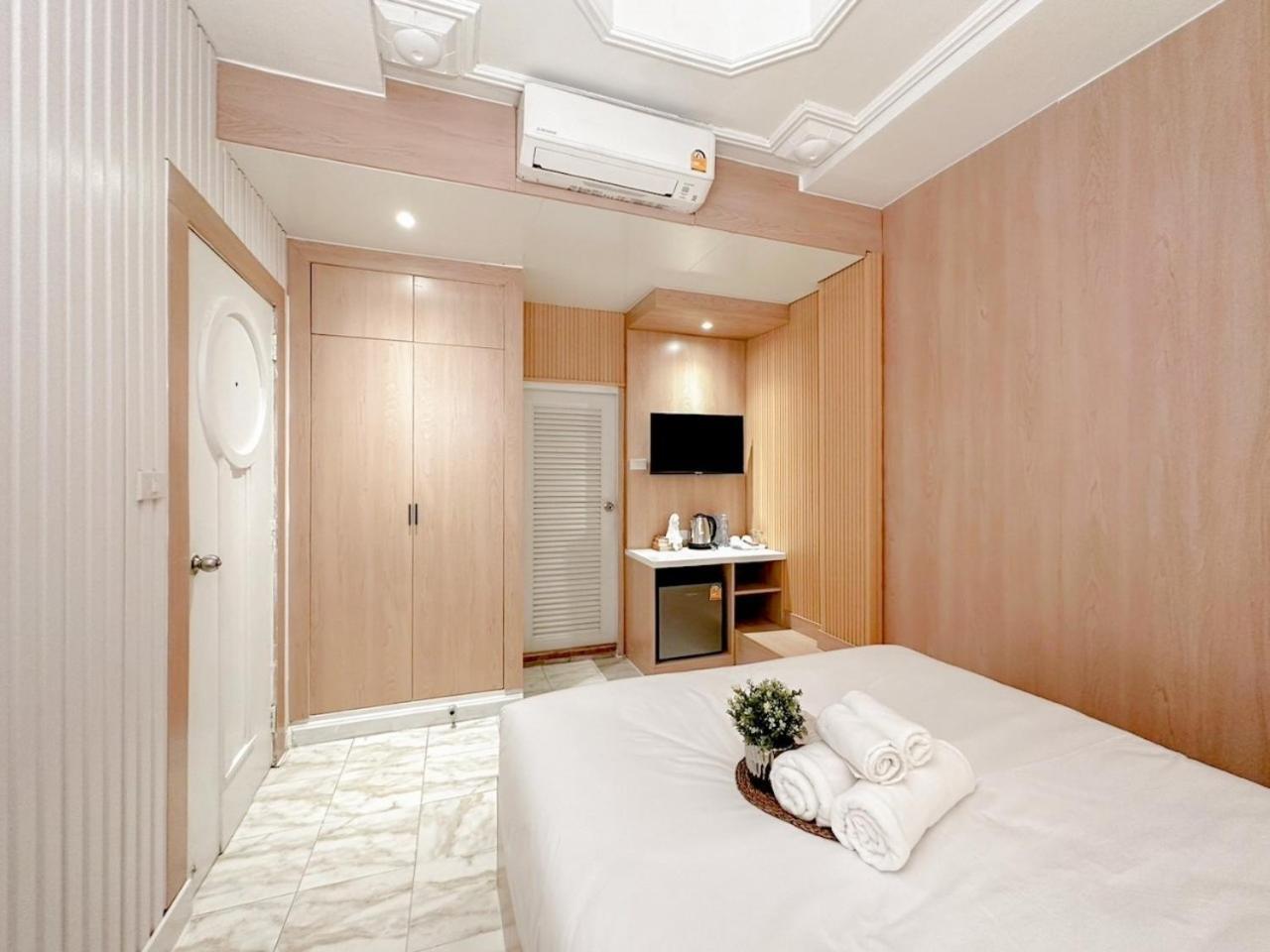Thrive Hotel Bangkok Esterno foto